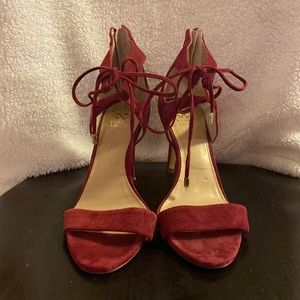 Vince Camuto special